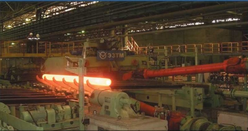 Мини ТПА с универсальной клетью прошивки-раскатки, разработанный ОАО «ЭЗТМ» в рамках развития мини-металлургии, обеспечивающий выпуск бесшовных труб и трубочных заготовок в широком марочно-размерном сортаменте, любыми партиями, при высокой точности их геометрических размеров.